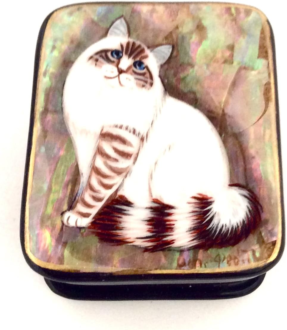 BuyRussianGiftsWhite Kitty Cat on Mother of Pearl Hand Painted Russian lacquer box/Fedoskino/Signed
