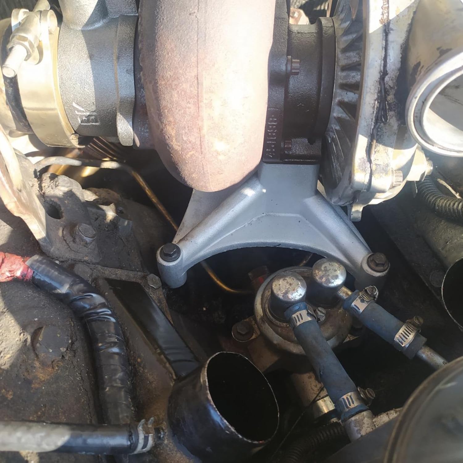 Non-EBP Valve Turbo Pedestal & Exhaust Housing Compatible with 1994.5-1997 Ford 7.3 Powerstroke Diesel 7.3L