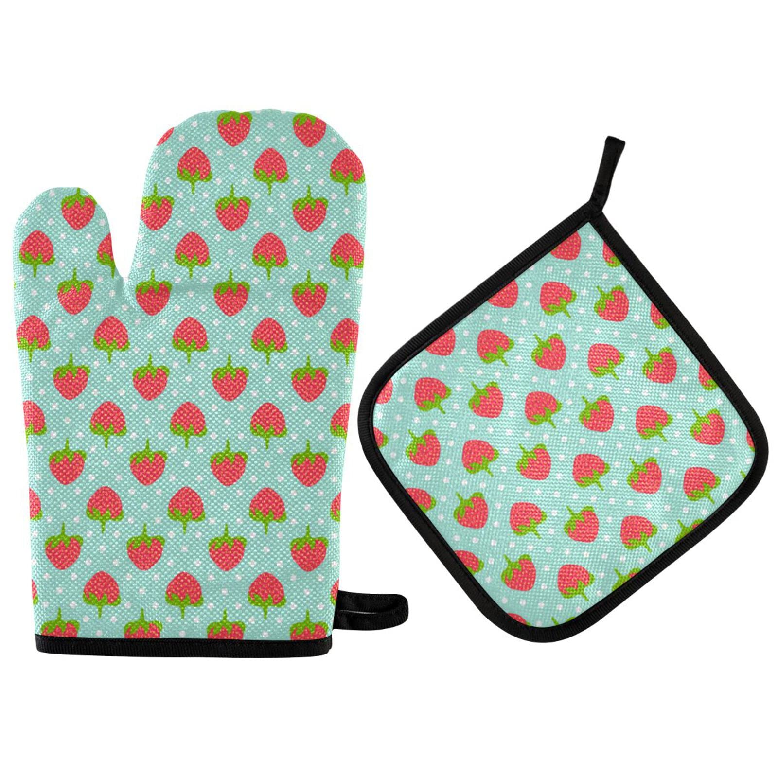 ZZXXB Strawberry Polka Dot Oven Mitts and Pot Holders Set of 2 Heat Resistant Non-Slip Kitchen Gloves for Cooking Baking Barbecue Grilling