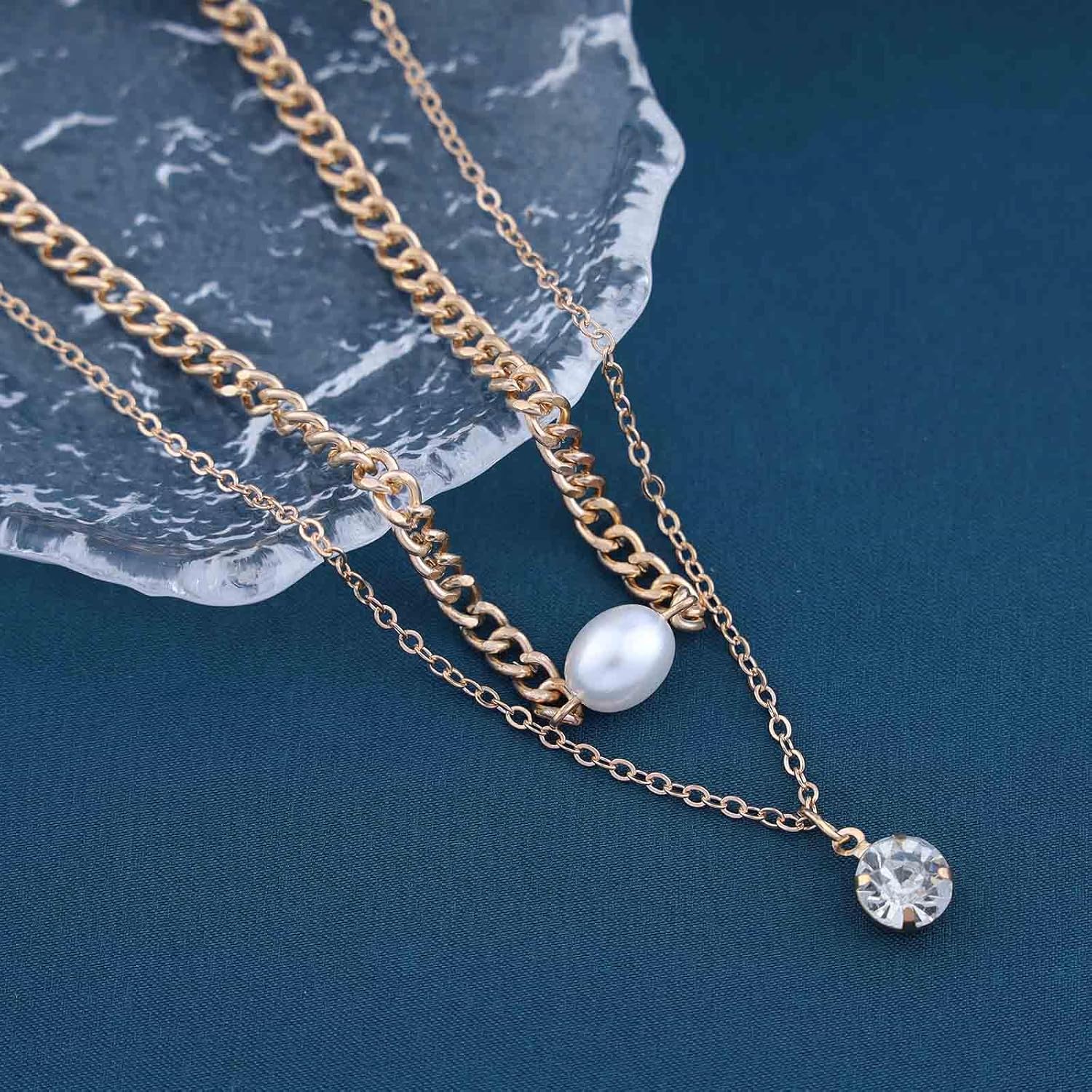 Vintage Layered Crystal Pendant Necklace Boho Pearl Necklace Rhinestone Pearl Choker Necklace Gold Curb Chain Necklace Jewelry for Women - Image 5