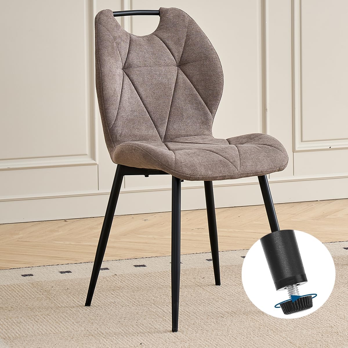 GrandCA HOME Set Tavolo e Sedie da Pranzo da 5 Pezzi, Tavolo Quadrato da 140 cm, 4 Sedia Imbottita in Lino, Adatto per Cucine, Sale da Pranzo e Soggiorni (Legno Chiaro + Marrone)