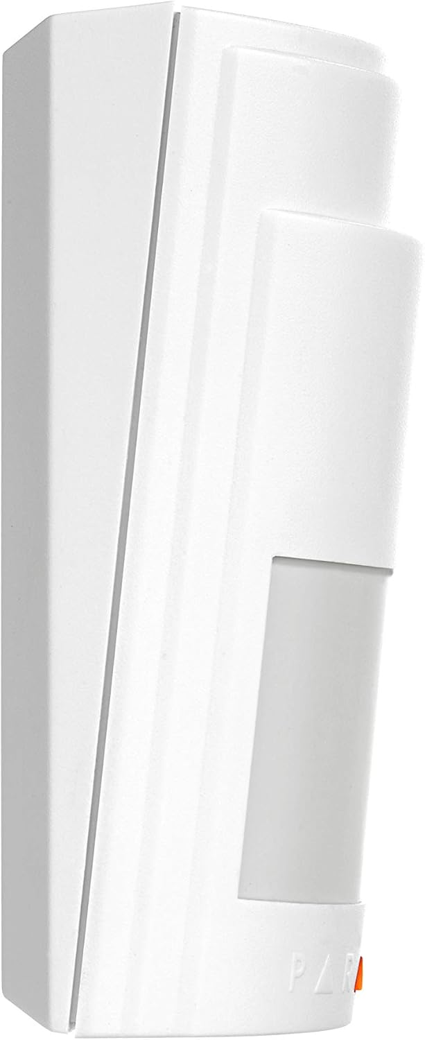 มุม view of the Paradox PMD2P motion detector, highlighting its design and sensor area.