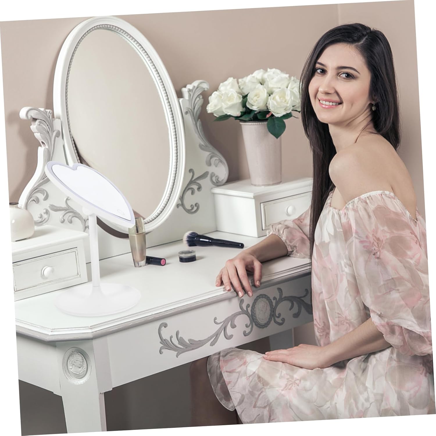 Heart Shaped LED Makeup Mirror Smart Lighted Desktop Cosmetic Mirror for Women Portable Travel Vanity Mirror Brightness Design for Home and Travel Use