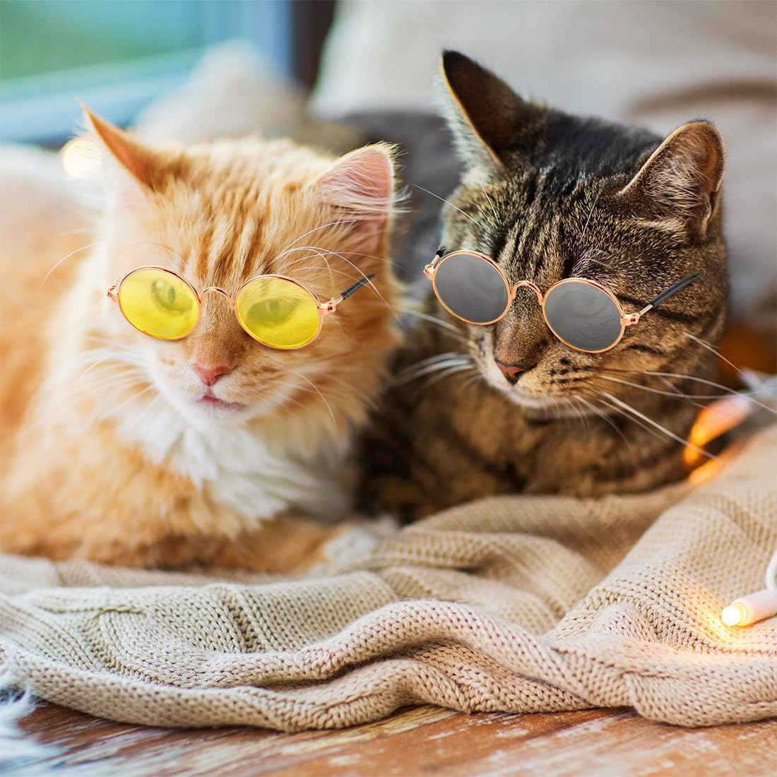 4 pezzi Occhiali da sole per gatti, Occhiali da sole da gatto, Simpatici occhiali da sole per animali, Occhiali da sole rotondi, Protezione dai raggi UV, per feste, cosplay