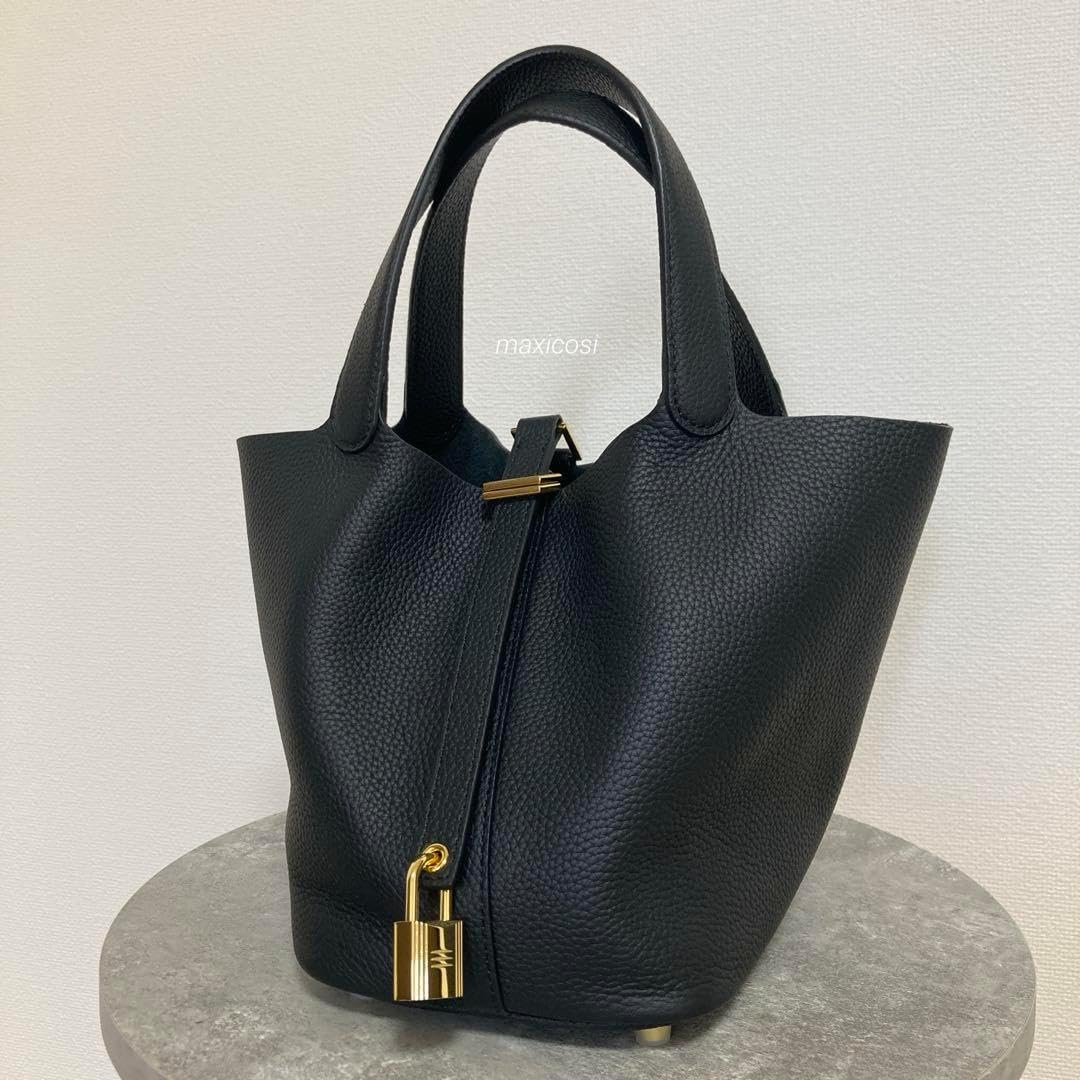 新品 本革キューブバッグ PM18黒×ゴールド金具 本革キューブバッグ PM18黒×ゴールド金具 新品 本革キューブ