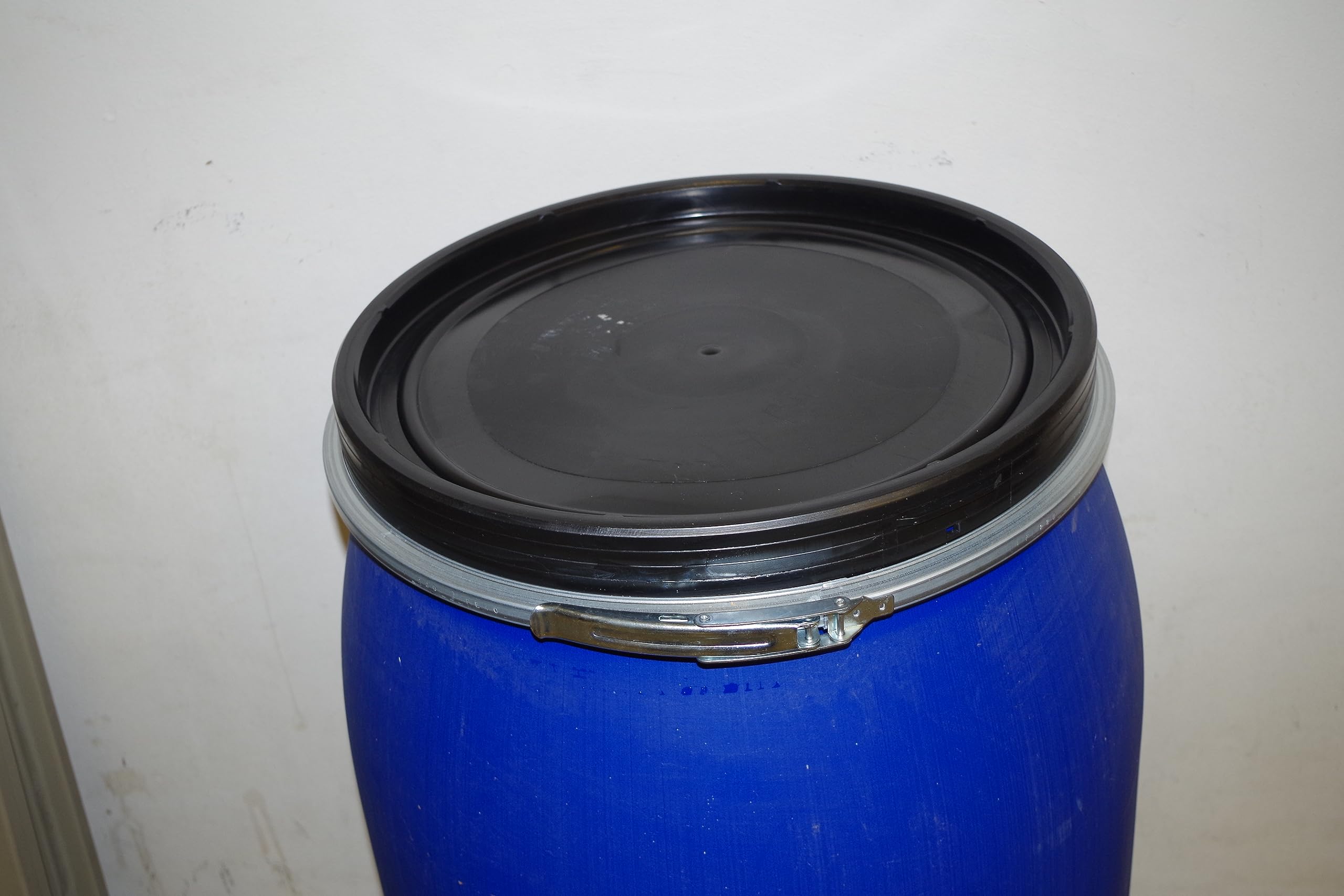 Generico Fusto in polietilene ad Alta densità Certificato per Uso Alimentare a Chiusura ermetica (120 Litri)