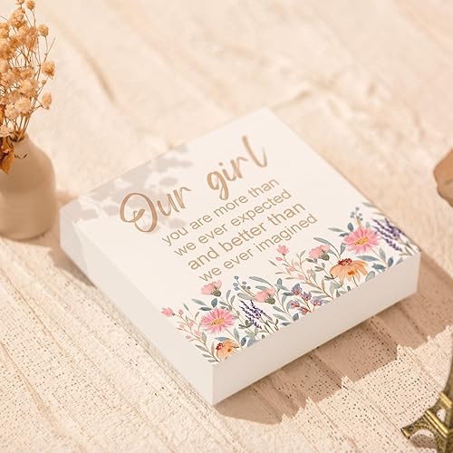 Miniatura 4 de Letrero de madera para decoración de habitación de bebé, decoración de habitación de bebé, regalos de baby shower para niñas, OurGirl You are More