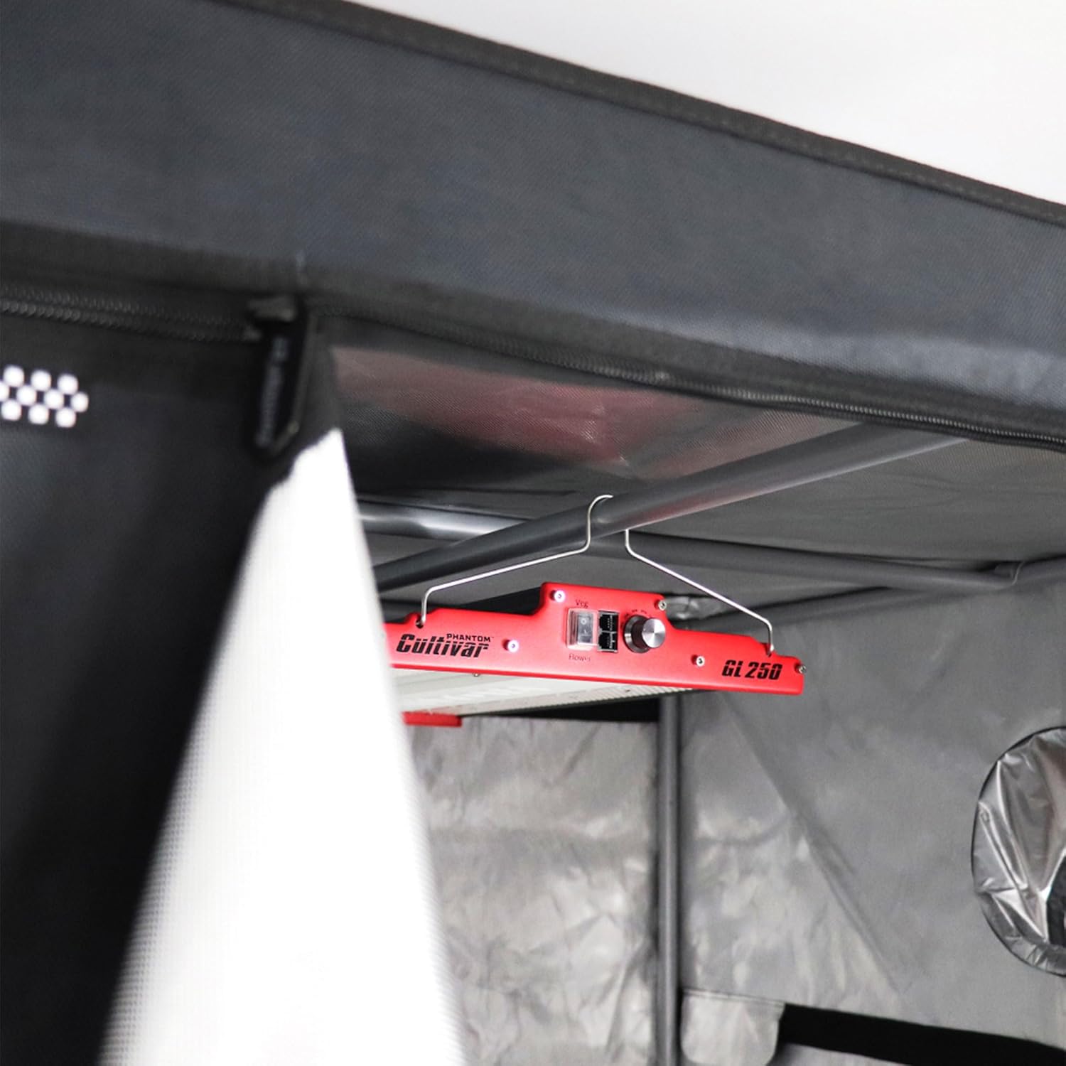 GL250 LED Grow Light for Indoor Plants, Full Spectrum Switch Between Veg & Flower, Dimmable Control Up to 4 Lights, IP65-rated, Ideal for Grow Tents