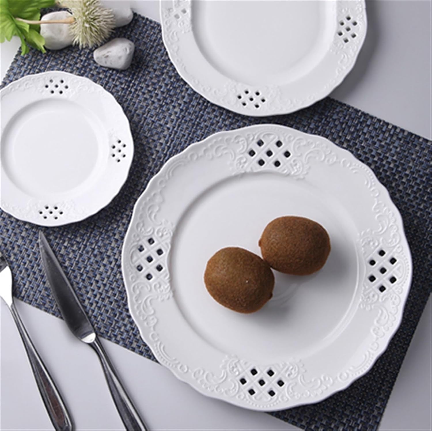 Plates Hollow Out Dessert Plate White Disc Home Kitchen Restaurant Coffee Shop Flat Plate Ceramic Fruit Plate Round Fruit Tray Dinner Plates,Large