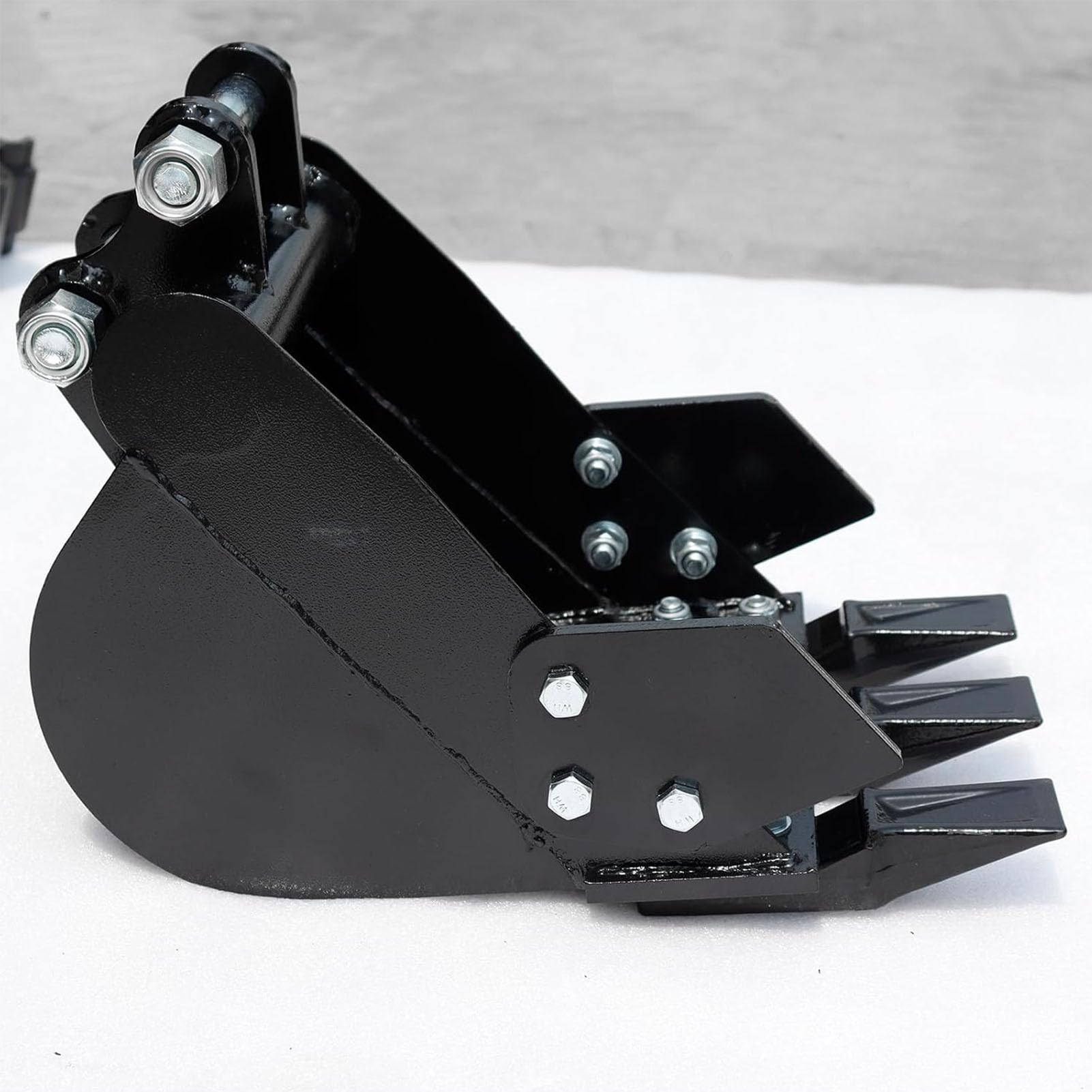 300 mm Grablöffel für 0,8-1,5T Minibagger, 3 Zähne, Baggerlöffel | Manganstahl, austauschbare Zähne, inkl. 2 Bolzen, 22 kg, für präzise Erdarbeiten