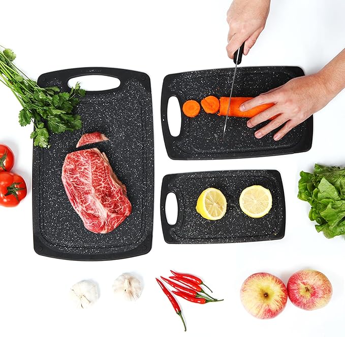 BETA SPACE Cutting Board, Set of 3 Kitchen Plastic Chopping Boards Non-Slip