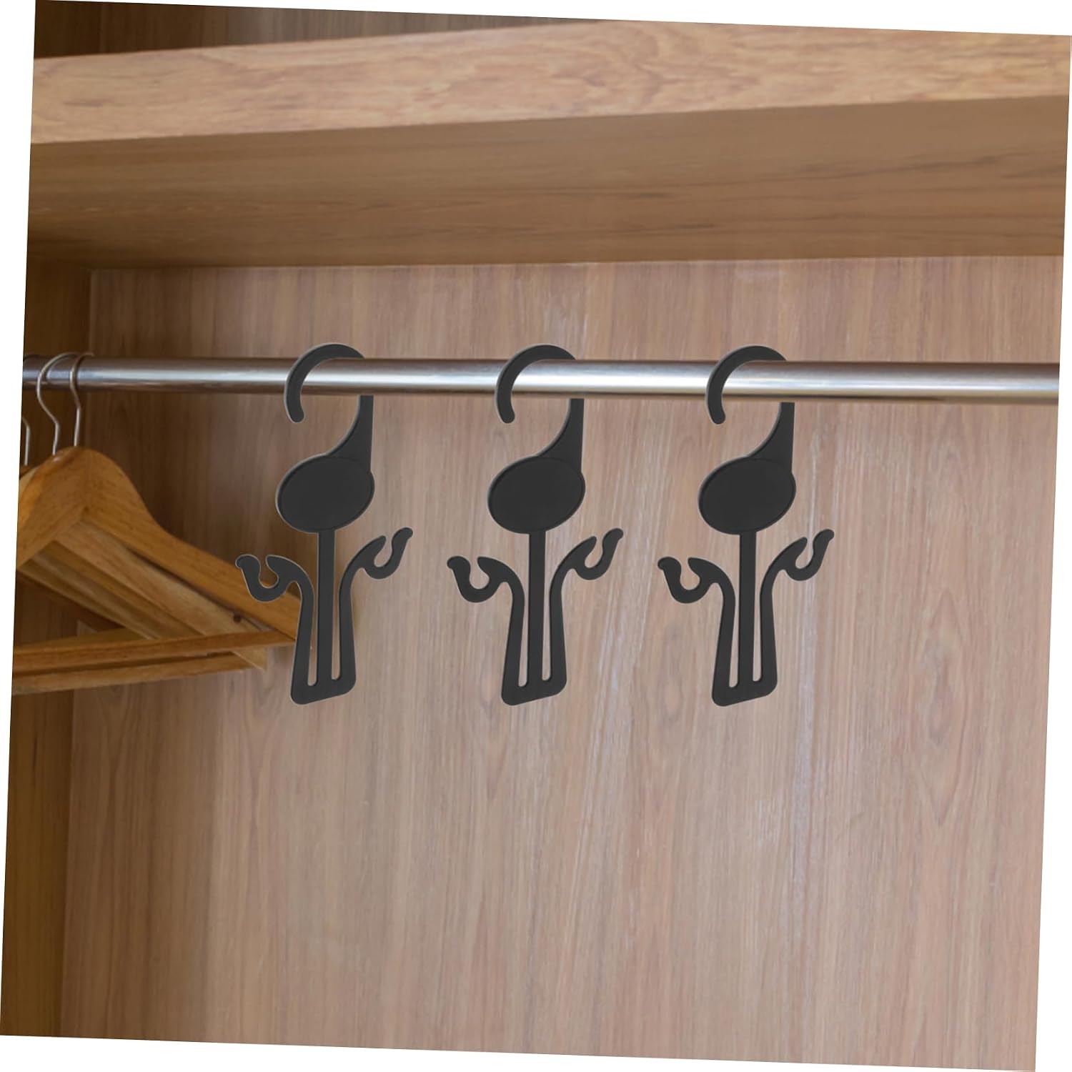 20pcs Shoe Display Hooks Plastic Drying Rack for Home Supermarket Space-saving Hanging Shoe Hangers Stylish Easy to Install Holders
