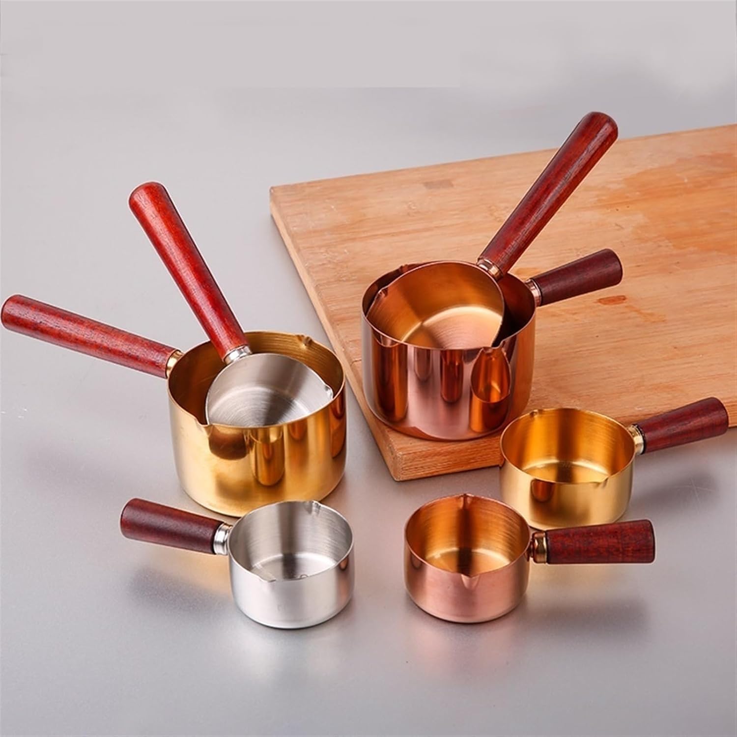 Gravy Boat Commercial Stainless Steel Sauce Cup with Handle Steak Sauce Cup Wooden Handle Western Sauce Cup Tomato Salad Dipping Dish Gravy Jug(Small)