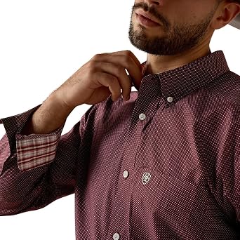 ARIAT Men's Wrinkle Free Wrenly Classic Fit Shirt