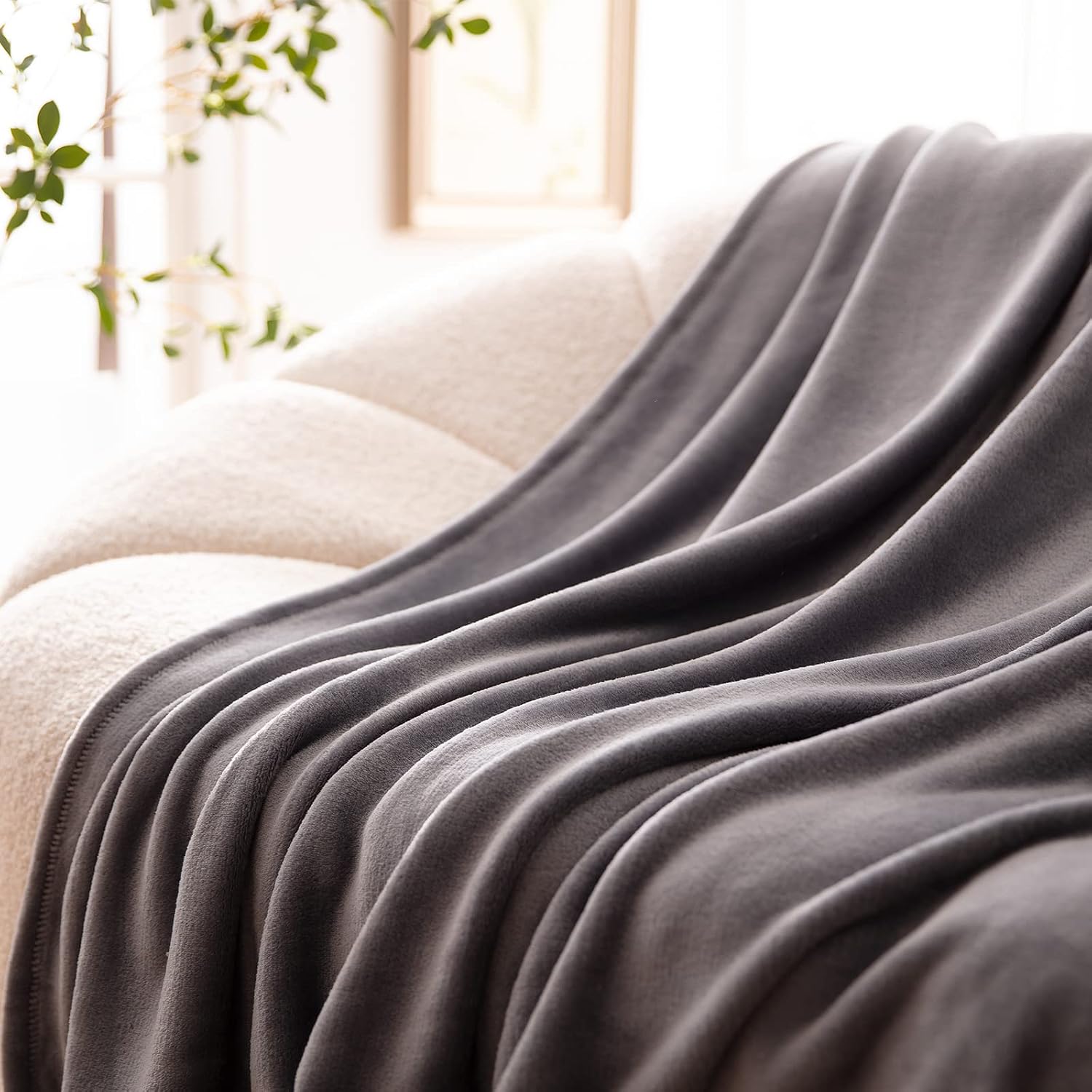 Bertte Ultra Velvet Plush Super Soft Decorative Throw Blanket-50"x 60", Dark Grey
