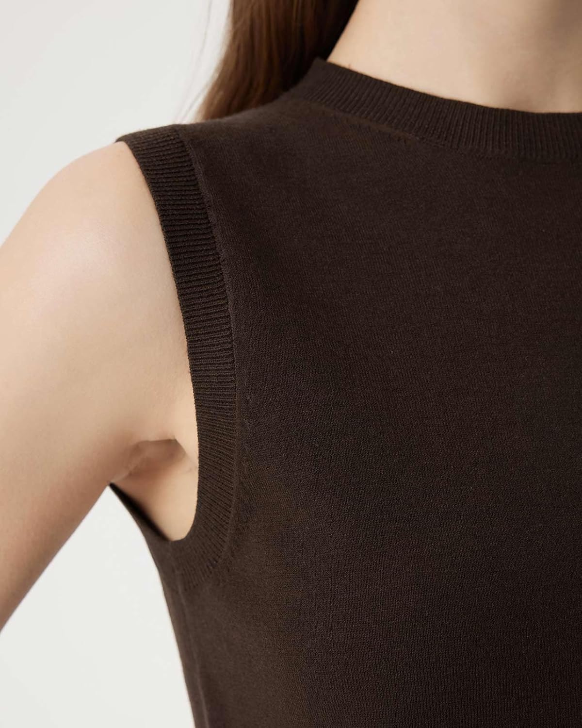 SUUKSESS Women Silk Cashmere Blend Crew Neck Sweater Vests Sleeveless Tank Tops - Image 4