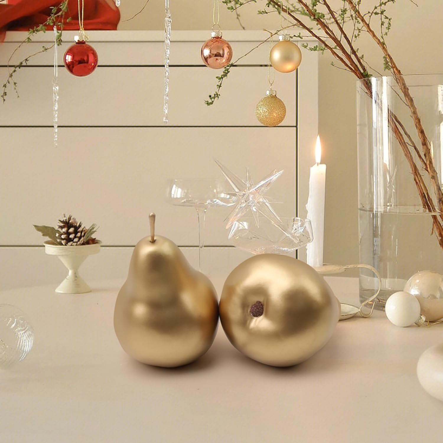 6 PCS Faux Gold Pear Fruit - Artificial Fake Fruit Decorative Set, Lifelike Plastic Pears for Table Centerpiece, Home Kitchen Decor, Christmas Birthday Party Display