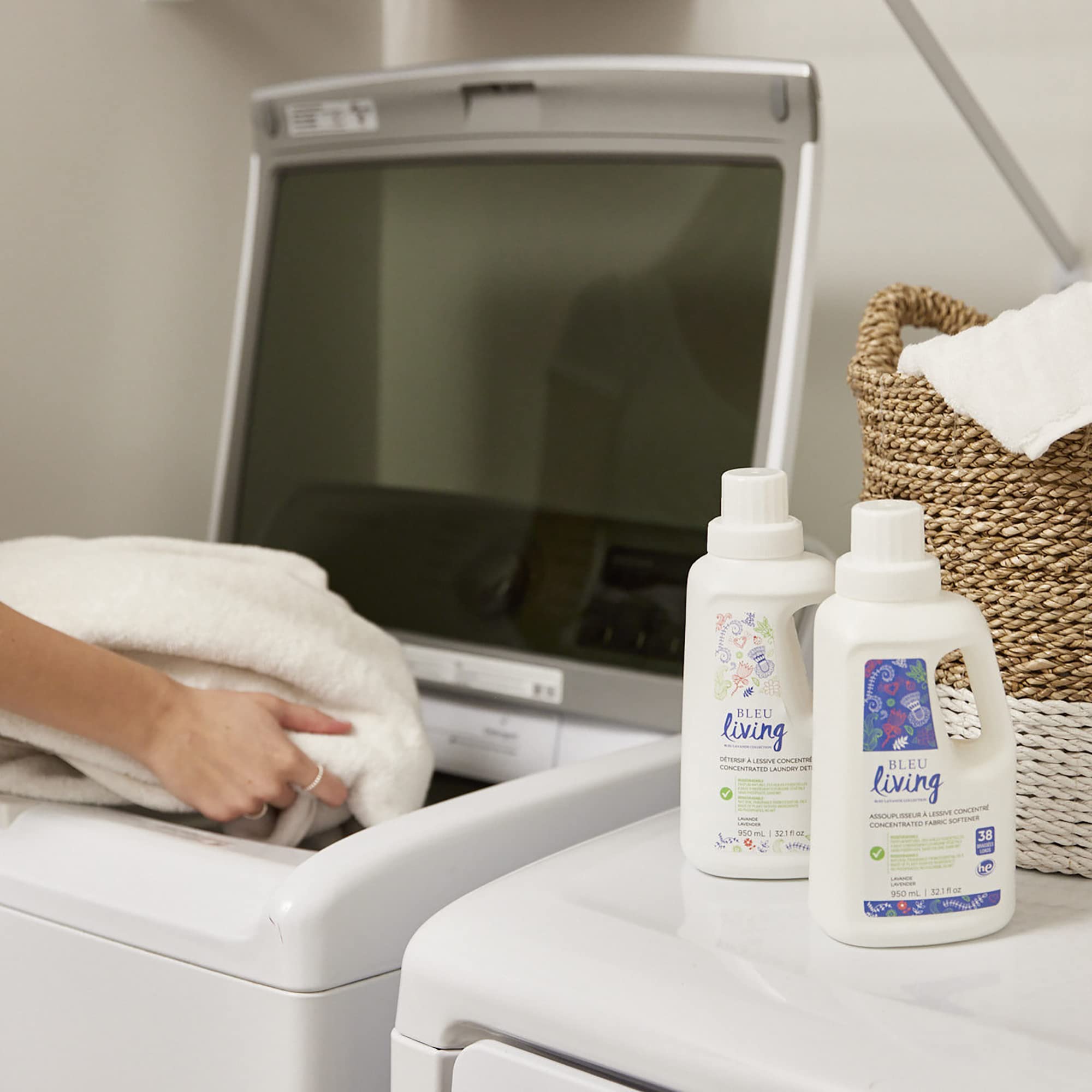 Paquete de 3 suavizantes de telas naturales - Suavizante líquido concentrado de lavanda - Biodegradable, ecológico, hipoalergénico - Sin cloruro y fosfatos - Aromaterapia - (38 8