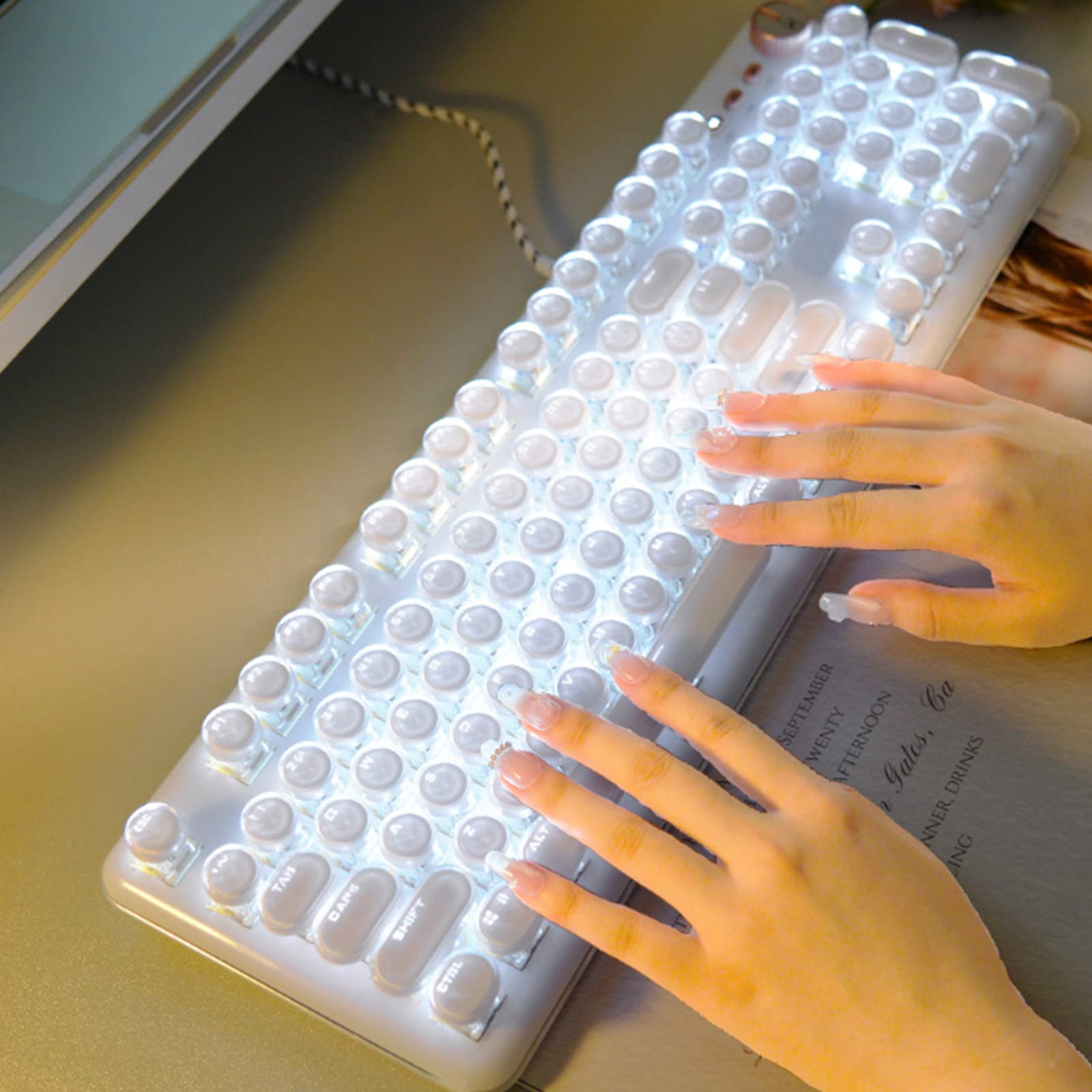 ADMLZQQ Biała klawiatura gamingowa, mechaniczna gra RGB, wielokolorowe podświetlenie LED na klawisz, trwała konstrukcja