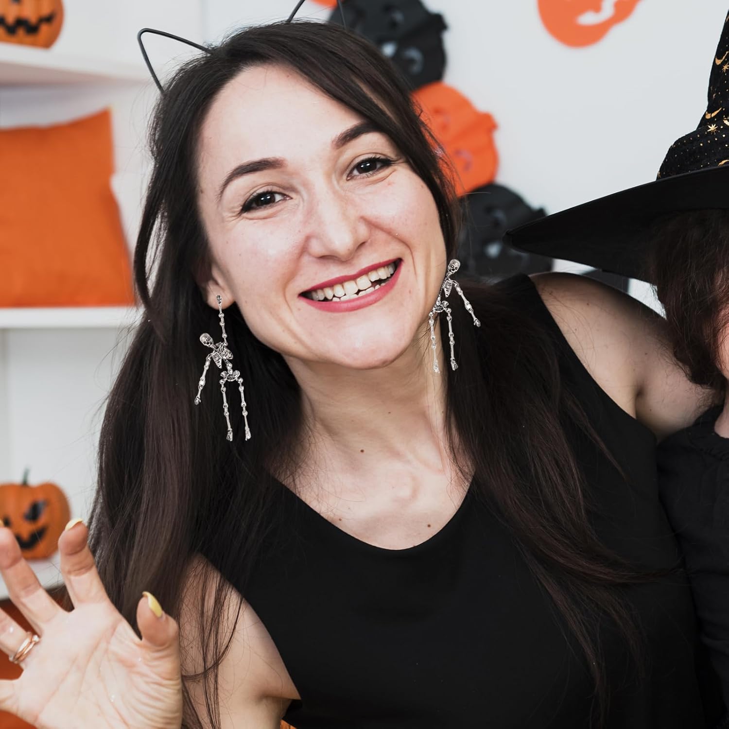 2 Pairs Halloween Skull Earrings for Women Funny Skeleton Dangle Earrings Spooky Drop Earrings for Halloween Costume Party Cosplay Accessories - Image 3