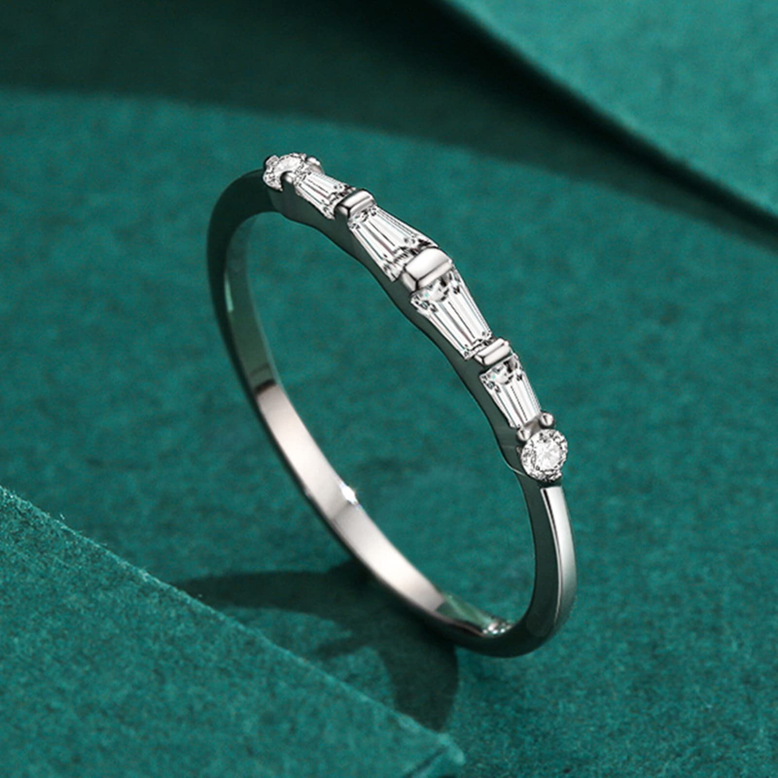 Bague Femme Or Blanc 9/14/18 carats, Anneau Empilable Incrusté de Diamant Trapèze, Bague Fine Or Véritable