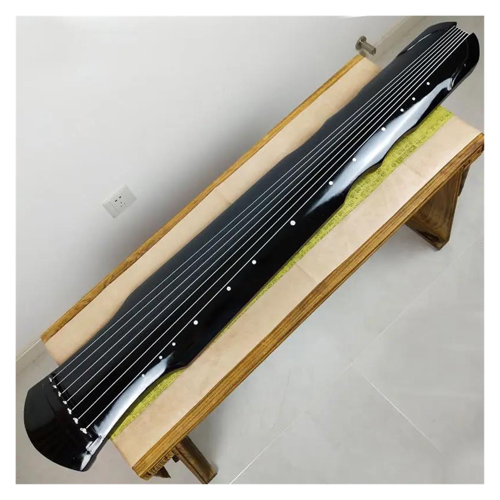Profesjonalny Instrument Strunowy Guqin Profesjonalny Instrument Strunowy 7 O Długości 123 Cm Wykonany Ręcznie Z Drewna Paulownia