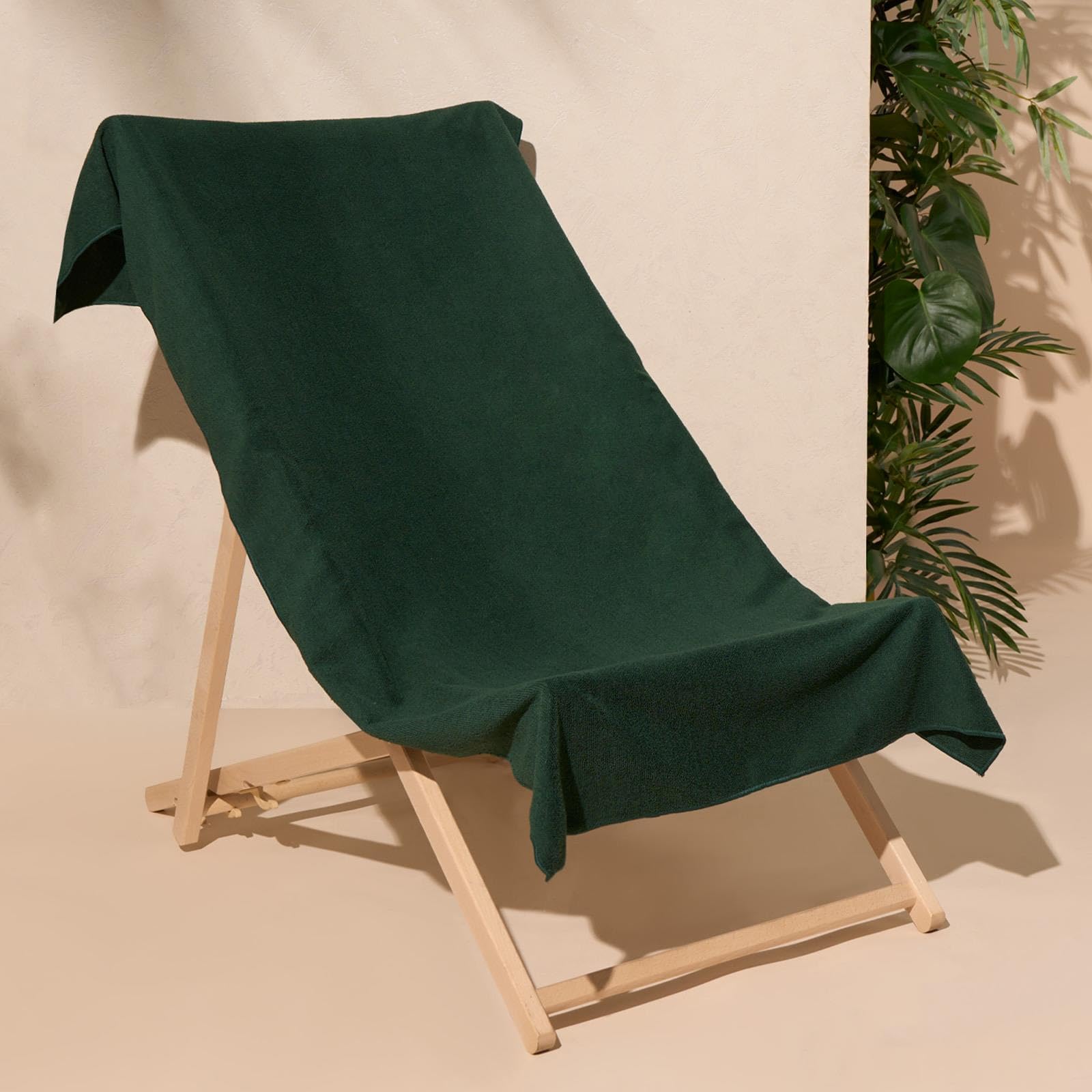 Brentfords Beach Towels for Adults Forest Green, Super Soft Quick Dry Towel Microfibre Swimming Towels Summer Beach Holiday Essentials Gym Towel Men, 71cm x 152cm