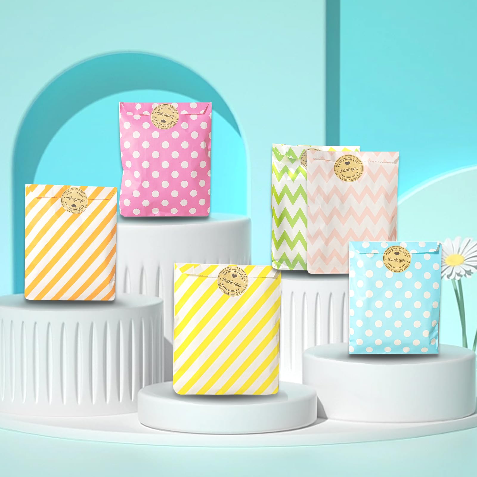 60 Pcs Pochette Cadeau Kraft, Sachet Bonbons Anniversaire, Petits Sacs Cadeaux Colorés Avec 60 Autocollants Pour Célébrations De Fête, Mariage