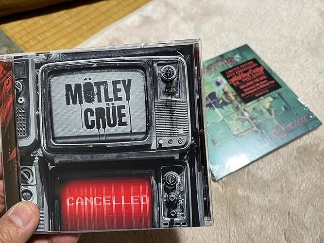 Amazon | Cancelled | Motley Crue | ヘヴィーメタル | ミュージック