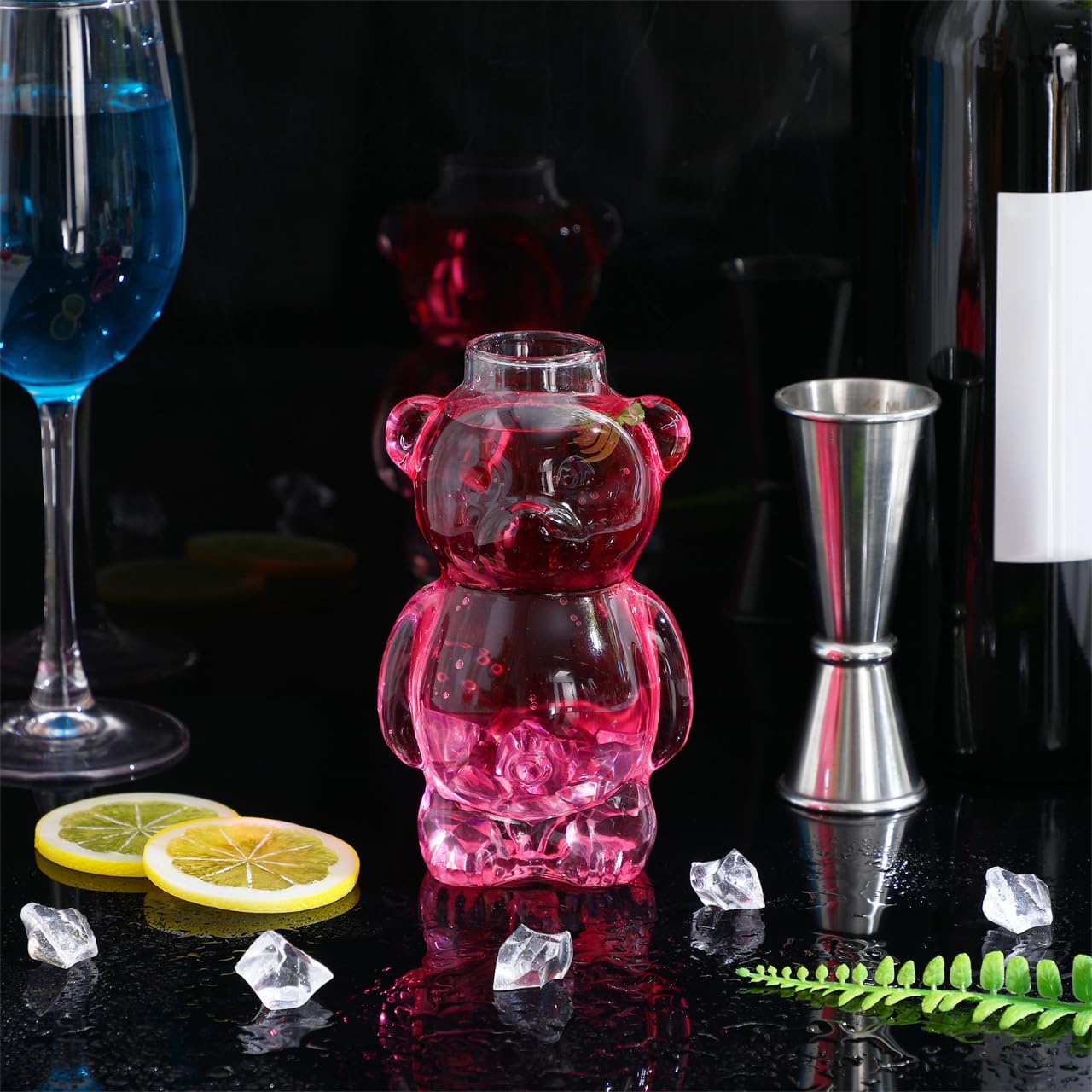 Cabilock Bear-Shaped Drinking Glass Cup, Clear Vessel with Thickened Base
