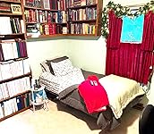 Review Image by Steve McKinnis Steve McKinnis