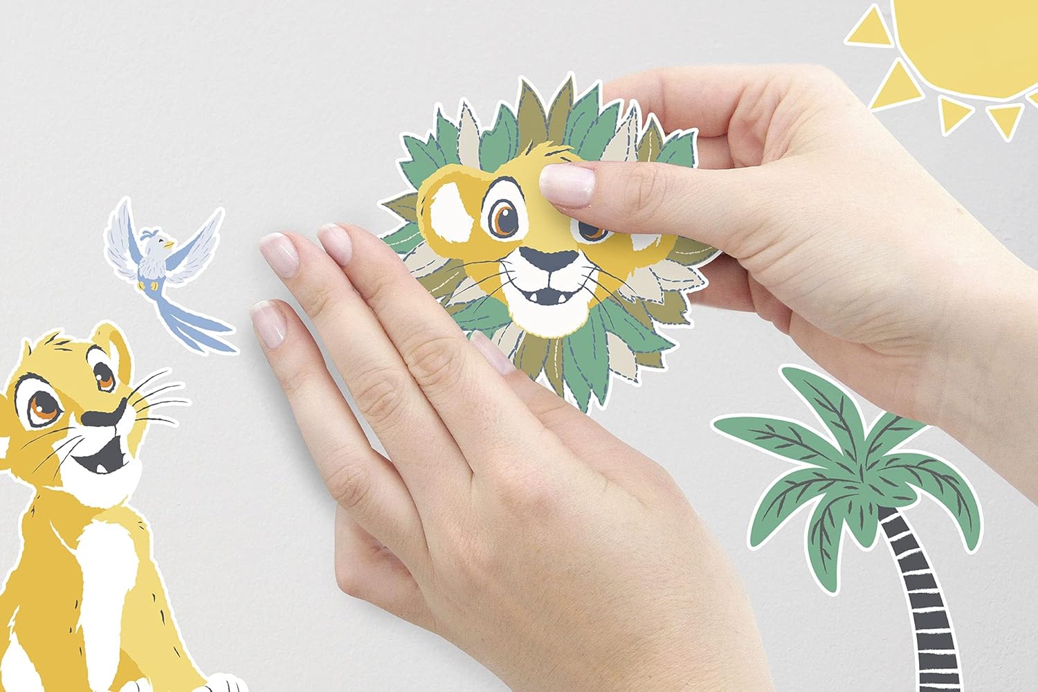 Komar Disney Wall Sticker Lion King Palmtrees 50 x 70 cm (Width x Height) 34 Pieces Pumbaa, Timon, Simba, Lion King, Lion King, Decorative Sticker, Wall Sticker, Children's Room - 14102h