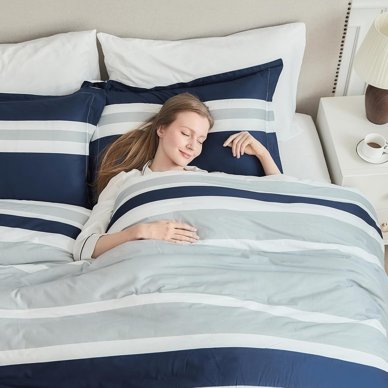 Uniclinens Navy Striped Comforter Set Queen - Fluffy Lightweight Quilted All-Season Comforter, Bedding Set Queen Size, 3pcs Include 1 Comforter (90"x90") and 2 Pillowshams (20"x26")