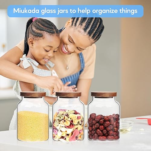 Miniatura 4 de Tarros de vidrio de 42 onzas, paquete de 2 recipientes de almacenamiento de alimentos de 1.3 cuartos de galón con tapas de madera herméticas, tarros