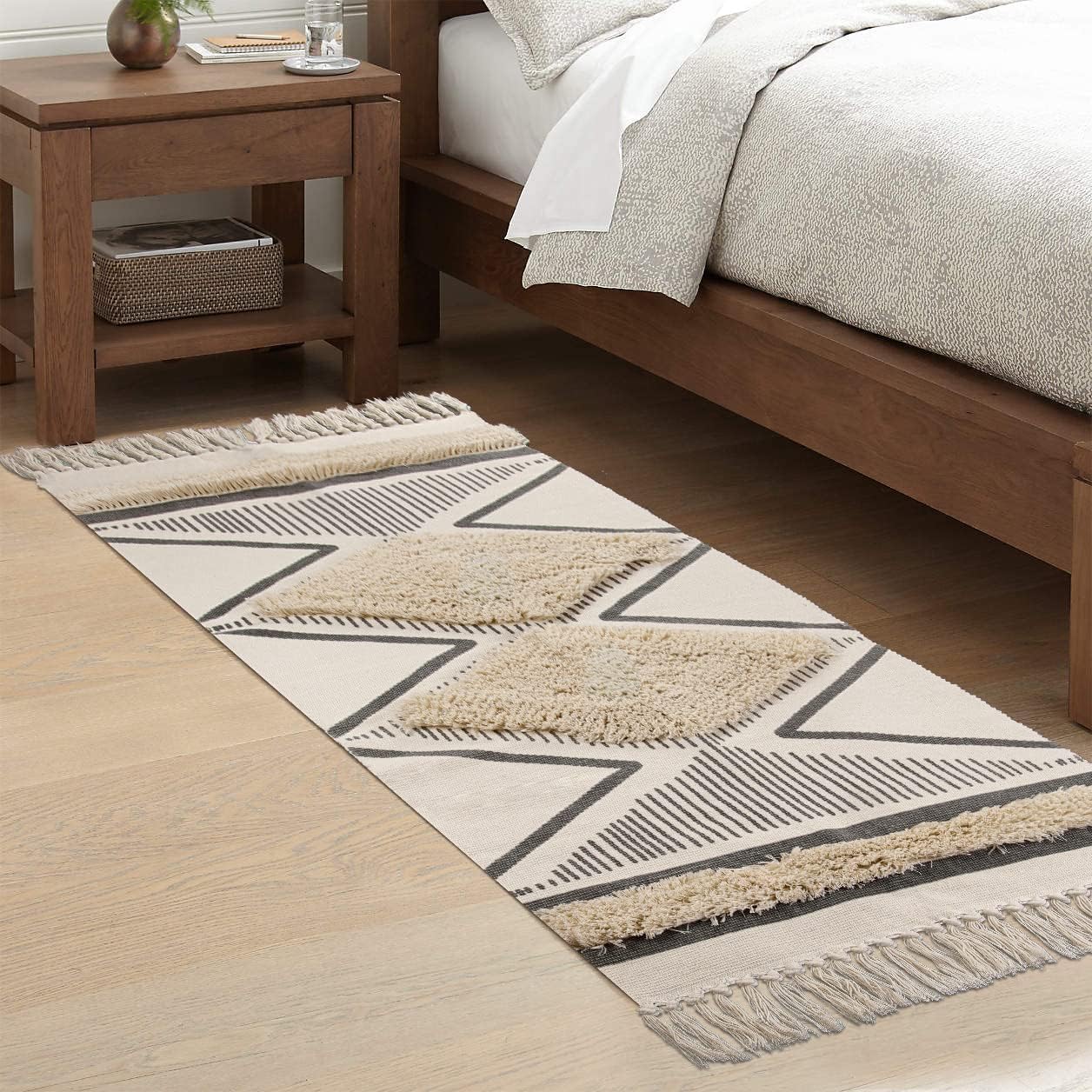 LEEVAN Boho Kitchen Runner Rug 2x3 Washable Living Room Area Rug Bohemian Bathroom Runner Farmhouse Laundry Room Rug Tribal Entryway Accent Rug Moroccan Hallway/Porch Rugs for Bedroom/Classroom/Office