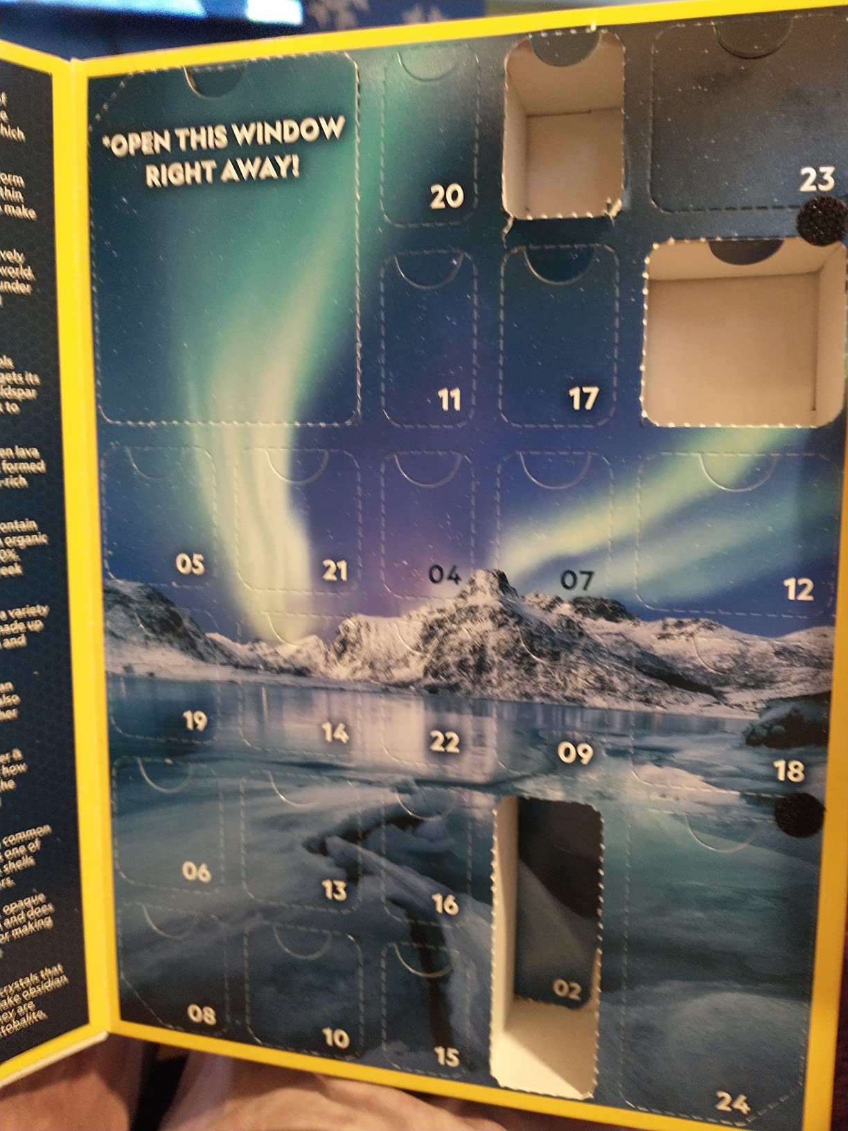 6/mo Finance NATIONAL GEOGRAPHIC Rock Collection Advent Calendar