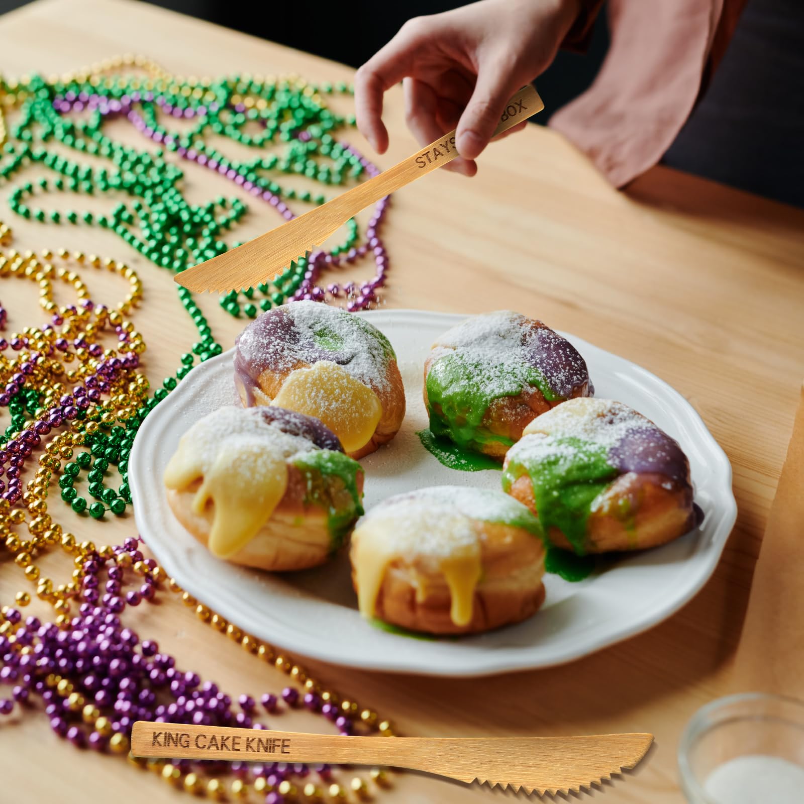 Mardi Gras King Cake Knives - 30 Pack -8