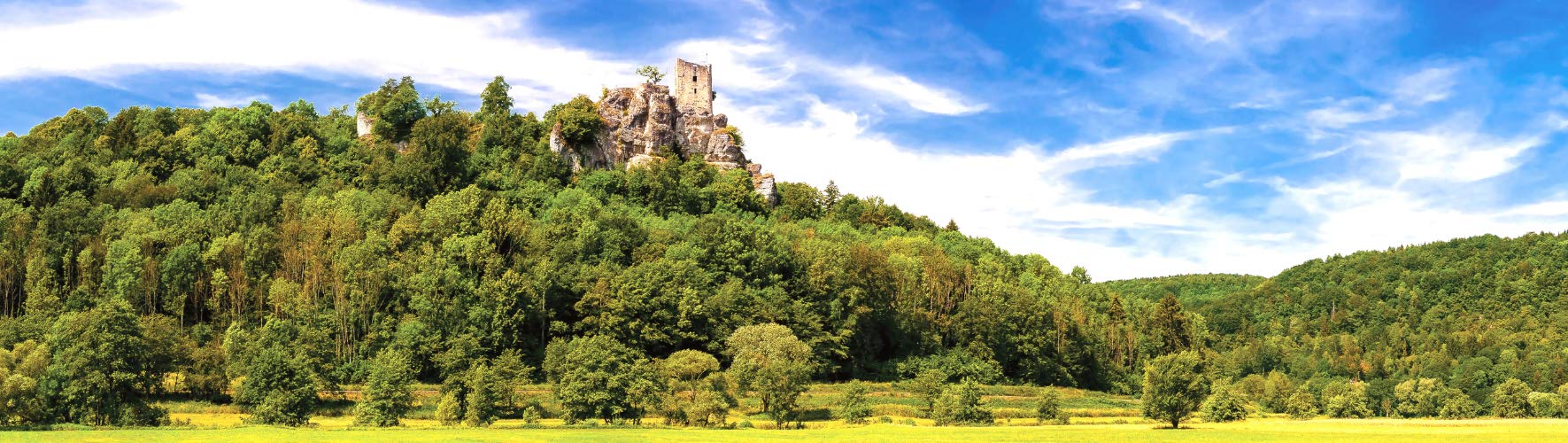 Modellbahn-Hintergrund "Fränkische Schweiz" auf Papier oder hochwertiger farbbrillanter Polyester-Folie (in vielen Größen) (3,33x0,40 m, Polyester)