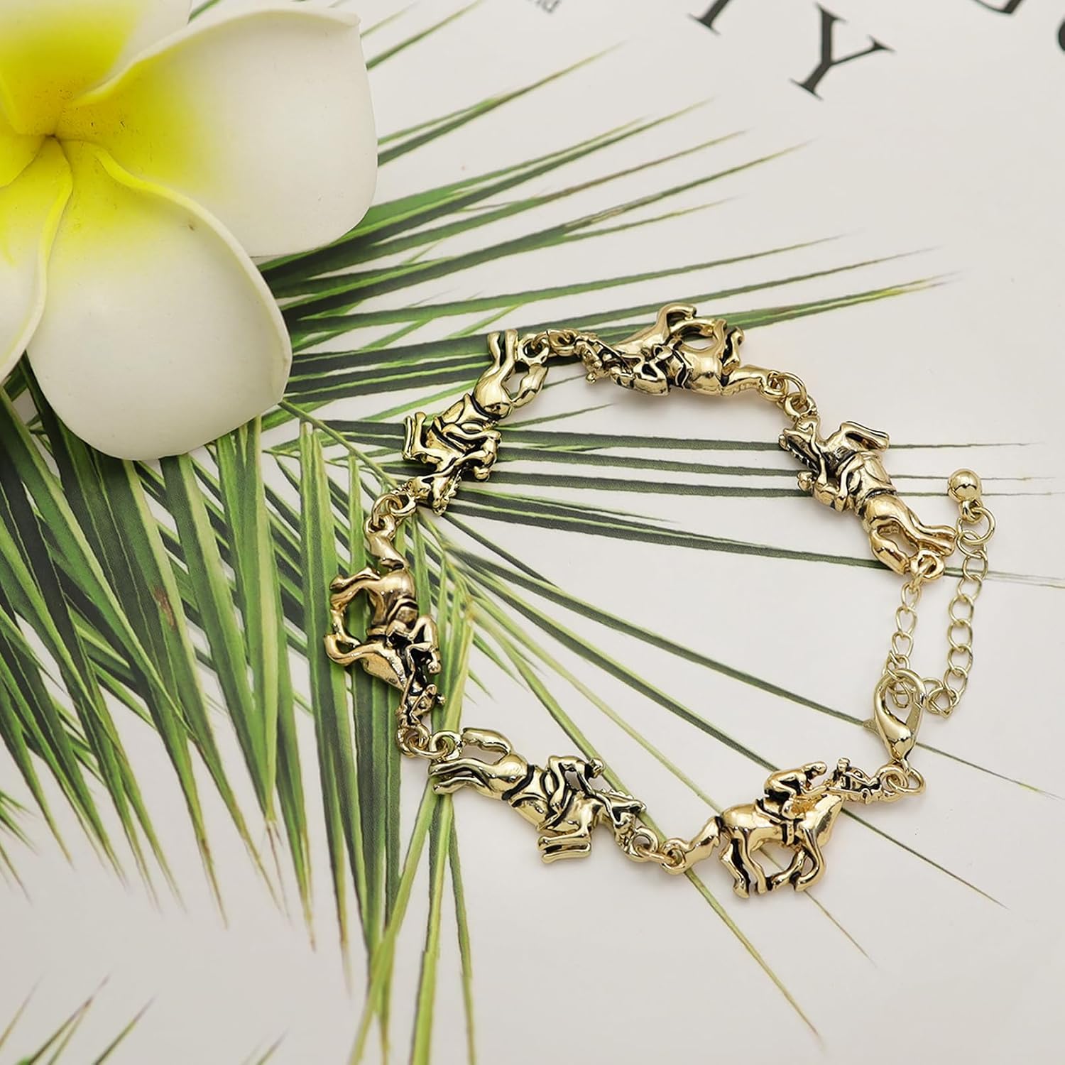 RechicGu Vintage Horse Racing Charms Cuff Bracelet Bangle - Funny Derby Jewelry for Women, Gift for Western Cowboy Cowgirl Equestrian Fan