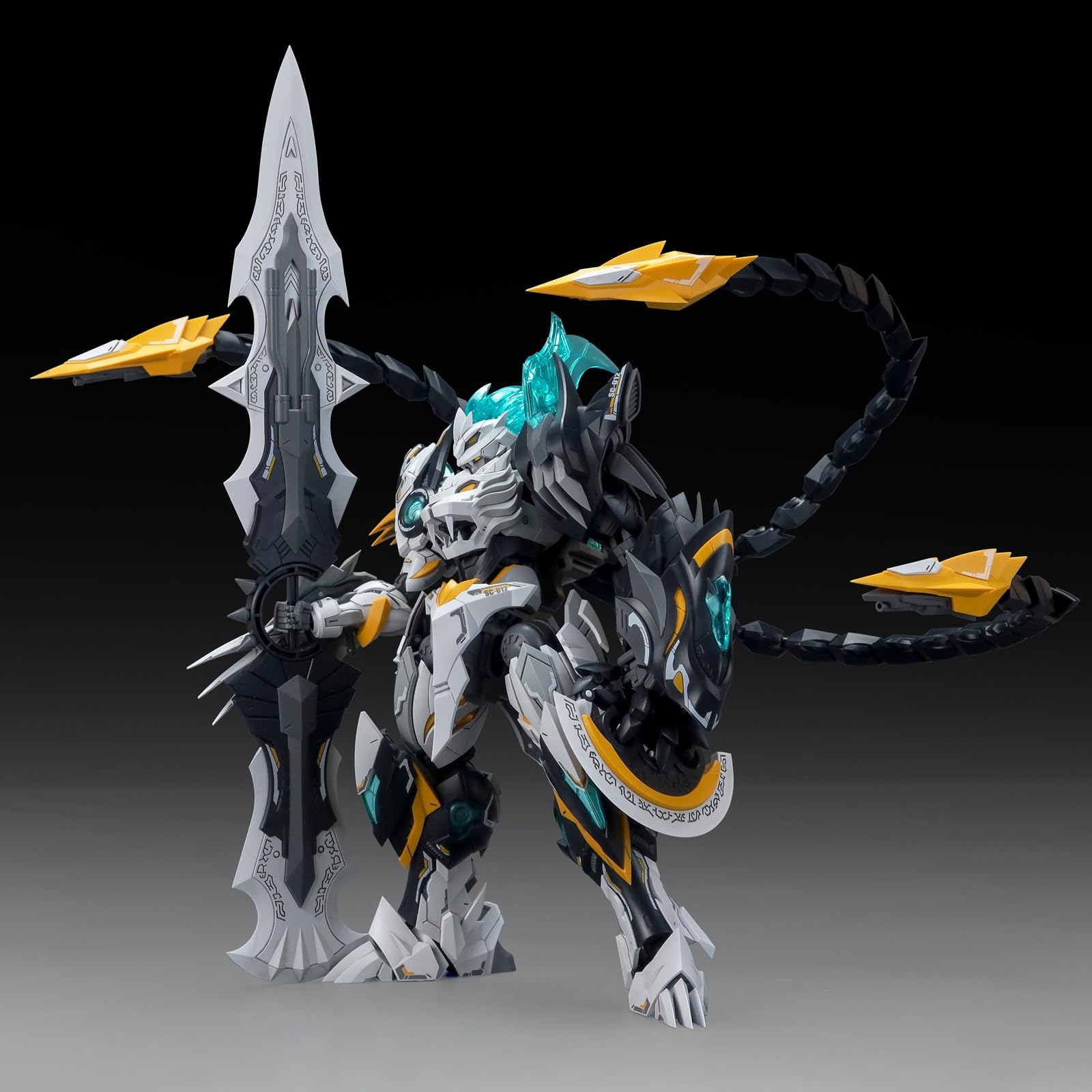 GWTCTOY 1:144 Plastic Model Action Figures Kits, Soul Spear Exploding Lion Bedivere, 16CM Mecha Model