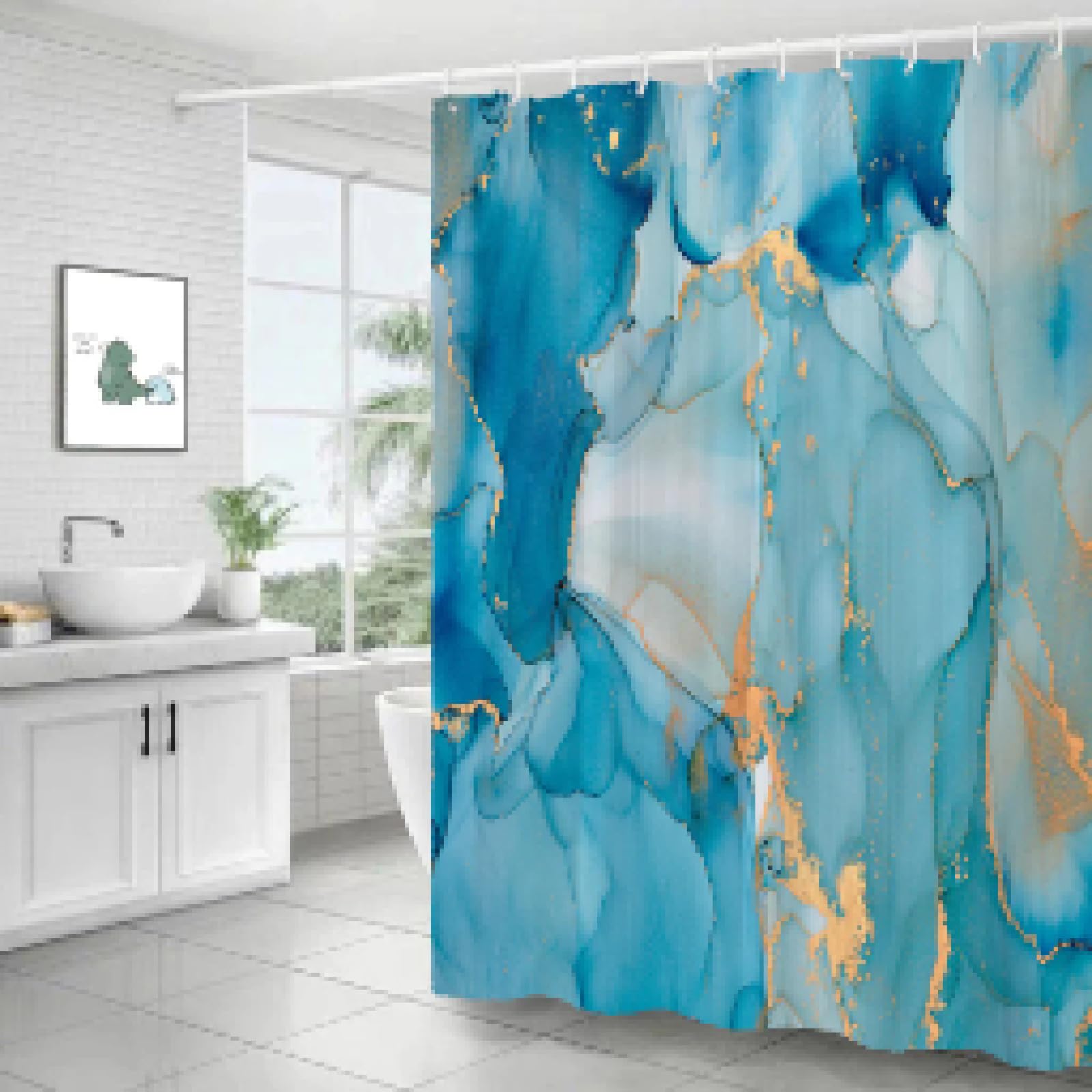 Rideau de douche marbre bleu chic et doré en tissu luxe pour grande salle de bain