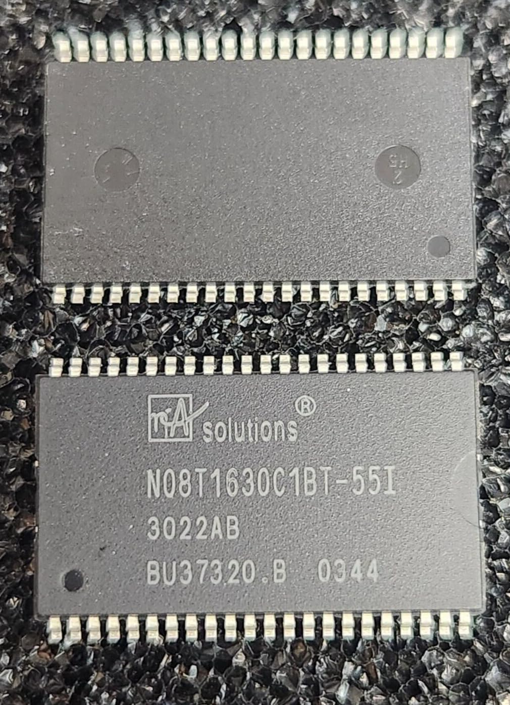 (1 PC) N08T1630C1BT-55I SOLUTIONS 8Mb Ultra-Low Power