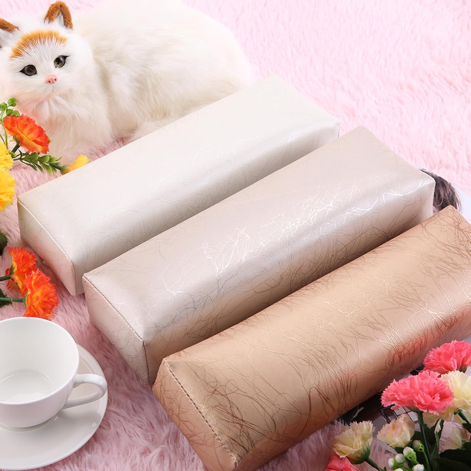 Nail Arm Rest Hand Cushion, Stripe Leather Nail Pillow Hand Rest Cushion Soft Sponge Manicure Hand Rest Pillow Salon Armrest Cushion Manicure Nail Art Accessories Tool (Silver)