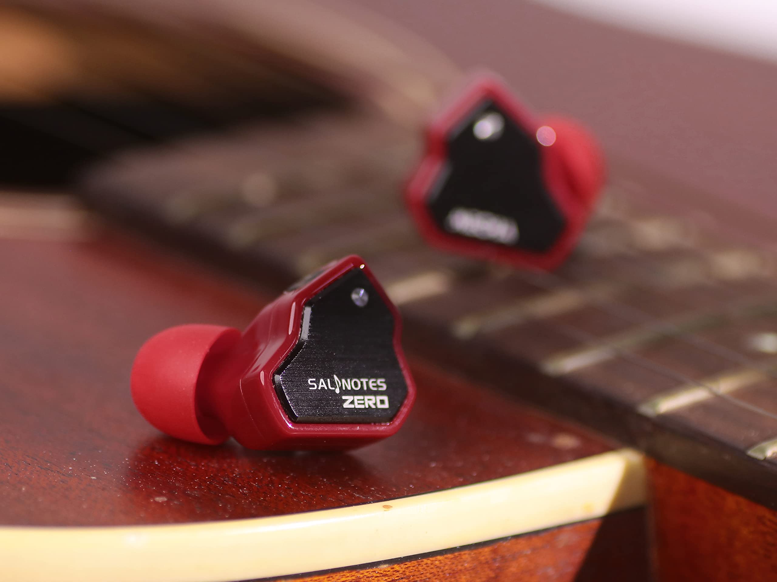 Linsoul 7Hz Salnotes Zero HiFi 10mm Micrófono intraural dinámico IEM con diafragma Compuesto de Metal, Placa Frontal de Acero Inoxidable, Cable OFC de 2 Pines (Rojo, con micrófono, Tipo C)