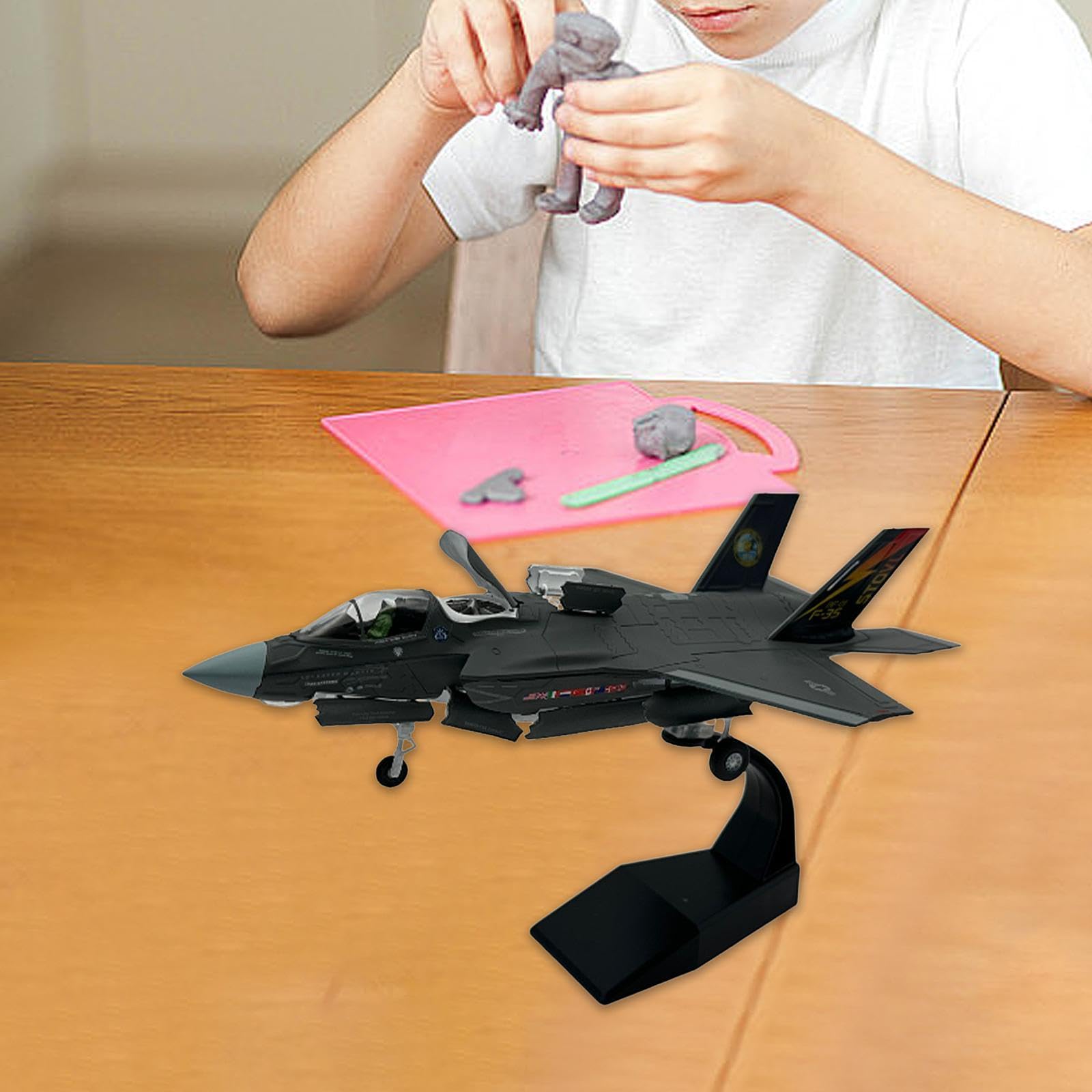 1/72 F Aereo Caccia In Miniatura