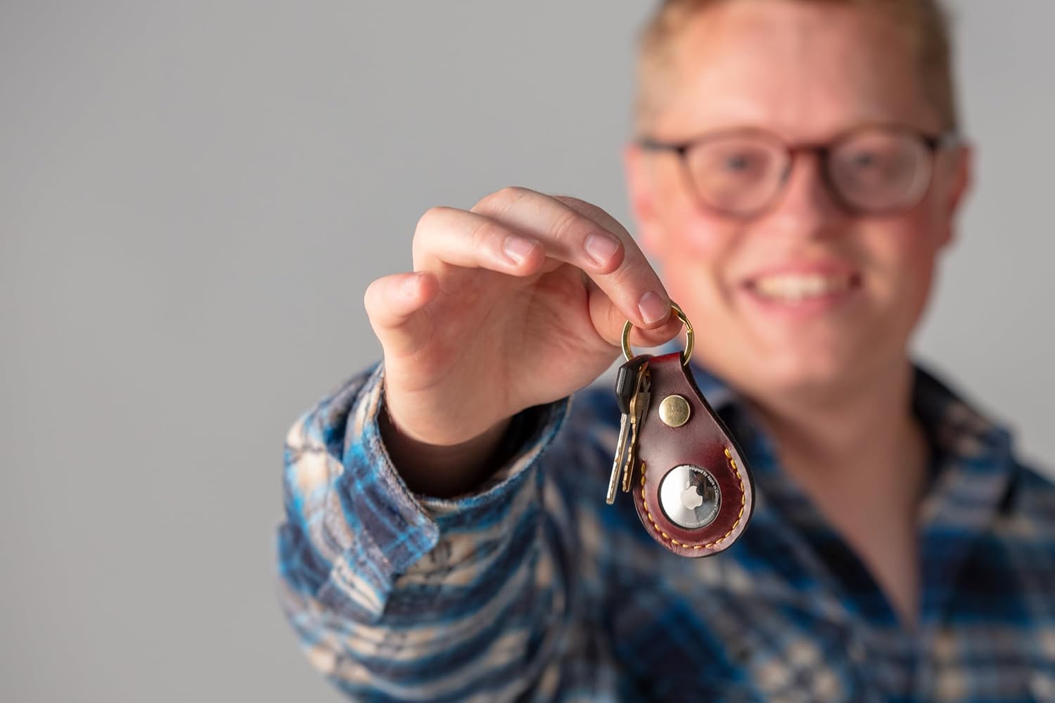 Premium American Made Leather Key Chain, Compatible With Apple Airtag or Moto Tag - Burgundy Gold