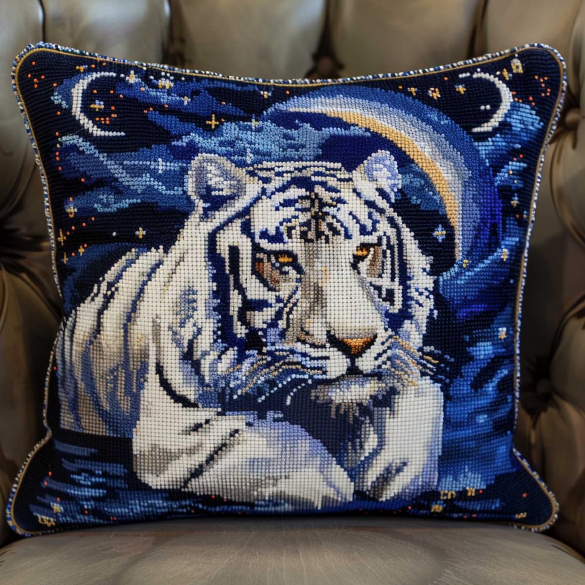 Kit artigianale con gancio di chiusura Tigre bianca Animale Kit cuscino mezzopunto Fantasia Paesaggio Fai da te Kit di cuscino con gancio di chiusura Principianti Adulti Regalo per adolesc 43x43cm