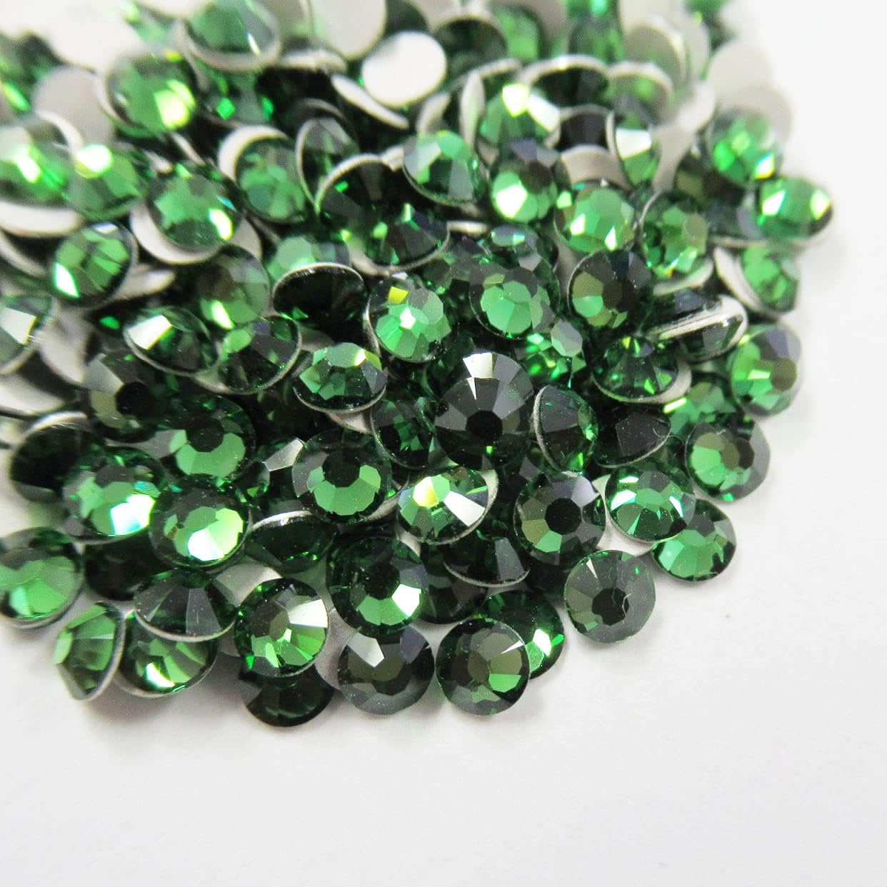 1440 Pieces SS5 Preciosa Maxima Czech Crystal Flat Back 438 11 615, Rhinestones for Crafts, Shamrock