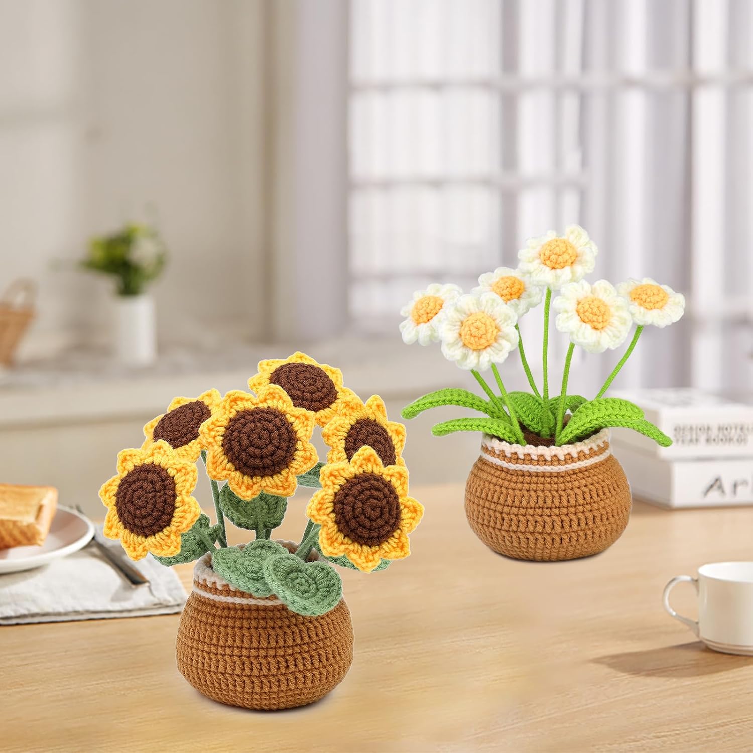 Iuuidu Crochet Kits for Beginners, 2PCS Crochet Flower Kit Sunflower, Potted Plants with Step-by-Step Video Tutorials for Beginners Adults, Birthday Gifts for Women's Birthday (Daisy Sunflower)