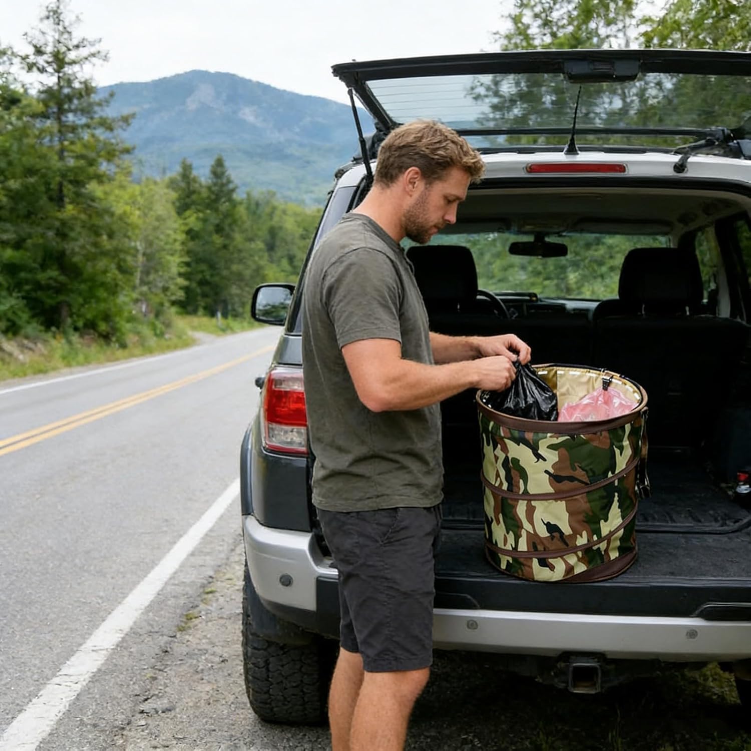 Pop-Up Lightweight Trash Can - Camping Trash Can, Collapsible Waste Bin for Camping, RV, Outdoor Events and Travel – Durable, Compact - 31L - 1050D Oxford Fabric(Large)